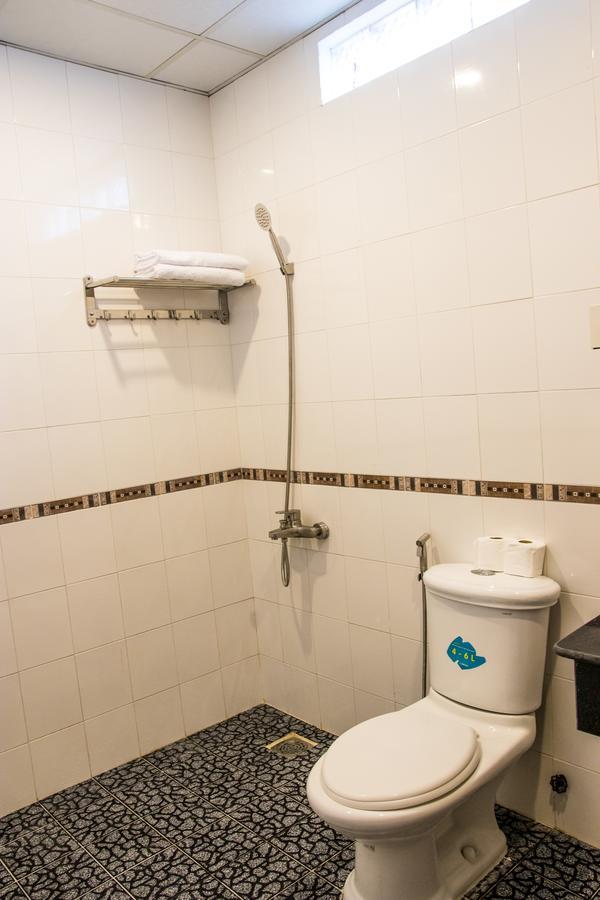 Maika Hotel Nha Trang Exteriör bild